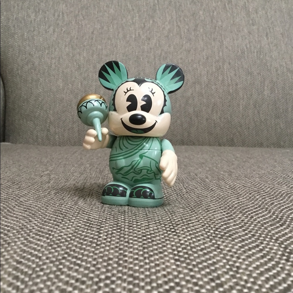 Disney Collectable Figure - Picture 4 of 5